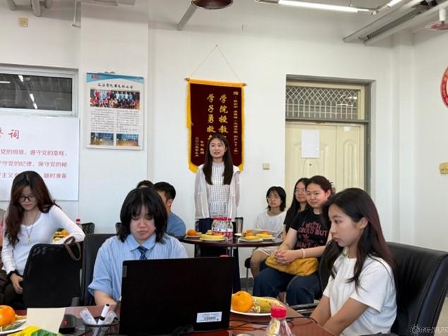 毕2.jpg 毕2.jpg